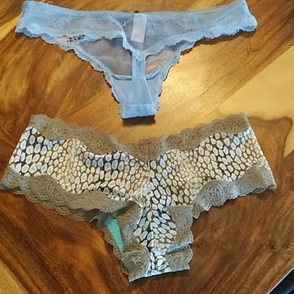 NEW VS Bundle of 2 panties cheeky thong S Blue - Picture 7 of 7